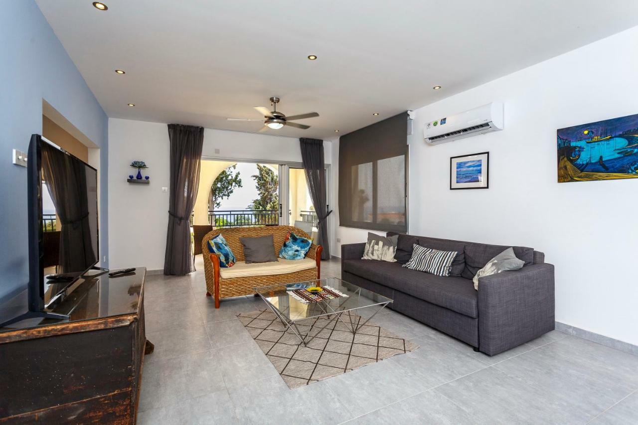 Coral Bay Sea Breeze Apartments - 3 Bedroom Apartment Peyia Bagian luar foto